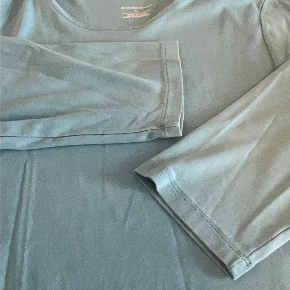 Christopher & Banks Satin Trim Crewneck 3/4 Sleeve TShirt Blue Size Large - Picture 8 of 8